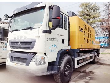 XCMG Used Vehicle-Mounted Concrete Line Pump HBC10050V Concrete Pump Truck Used for Sale