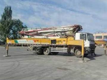 XCMG HB52V 52m Used Concrete Pump Truck for Sale