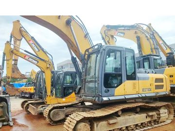 XCMG Second Hand Excavators XE270DK Used Compact Excavator for Sale