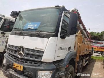XCMG second hand 66 m Truck Mounted Concrete Pump HB66V