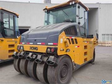 XCMG XP305SIV 30 Ton Used Compactor Tyre Road Roller for Sale