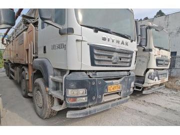 2020 Used Concrete Pump HB67V for Sale