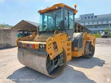 XCMG XD135TCIV Used Double Drum Asphalt Roller Price