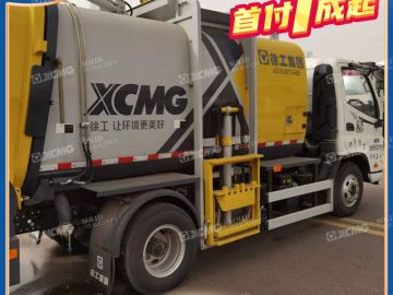 XCMG XZJ5080TCAB5 kitchen garbage truck 6